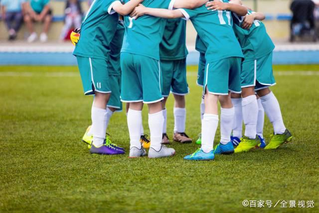 C罗错失良机，队友乔安独中制胜球